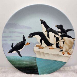 Penquins on Iceberg Decorative Plate Lowell Herrero Vandor 1984 Made In Japan